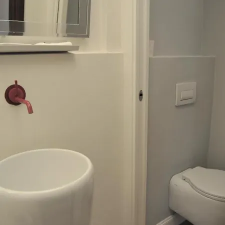 La Casa Sul Canale A Viareggio, Fra Mare E Toscana Lägenhet Viareggio